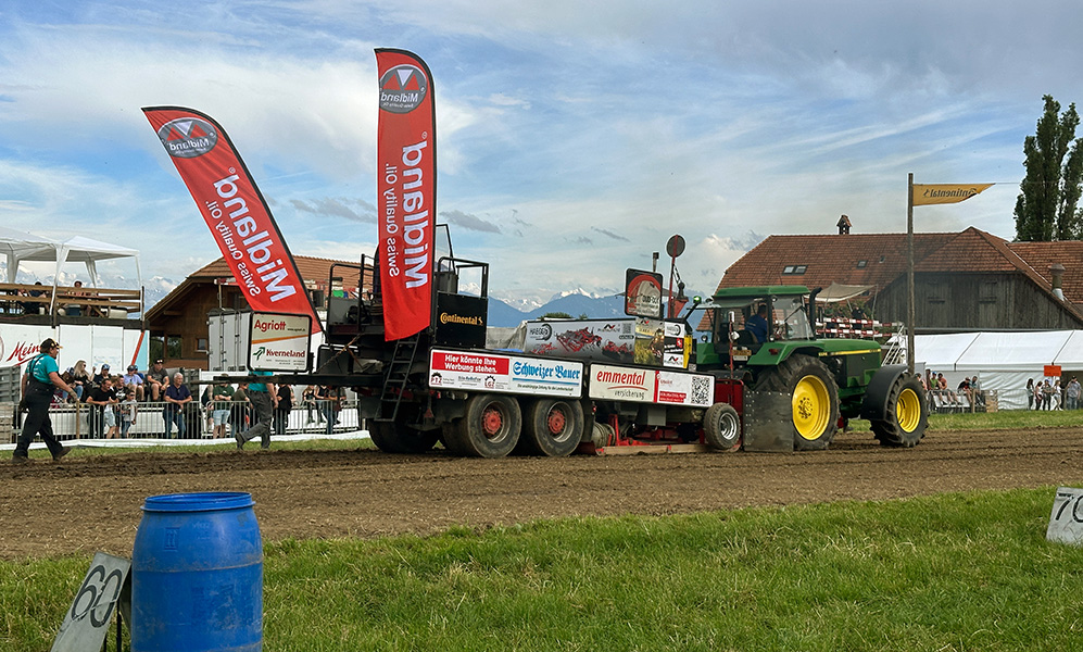 Midland ‘brakes’ Swiss Tractor Pulling